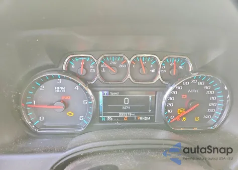 2015 Chevrolet Suburban C1500 Lt z USA, uszkodzony, nr VIN 1GNSCJKC4FR578997